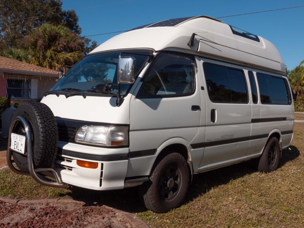 Hiace JDM import camper van