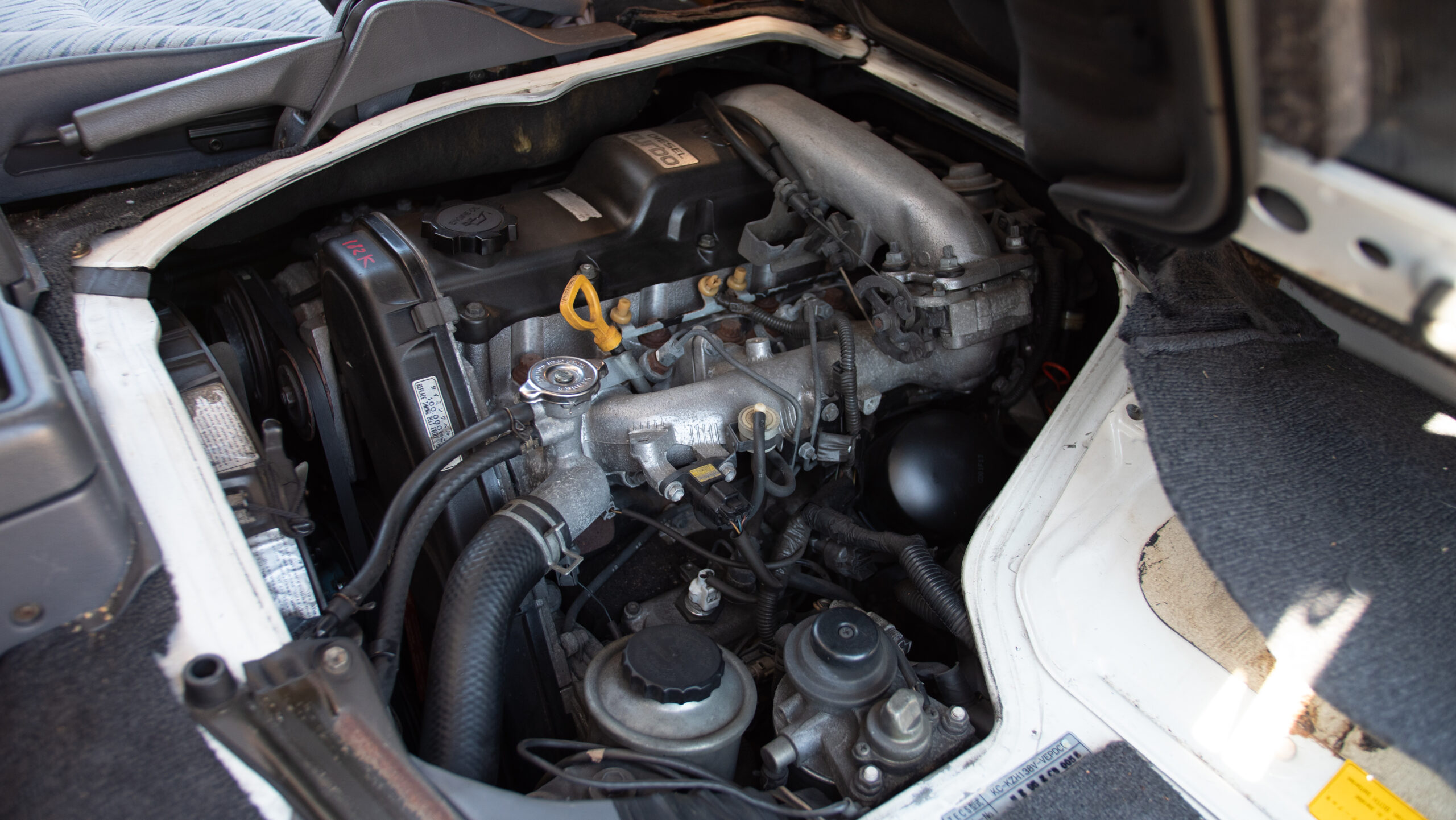 Toyota Hiace JDM import 1KZ-TE engine